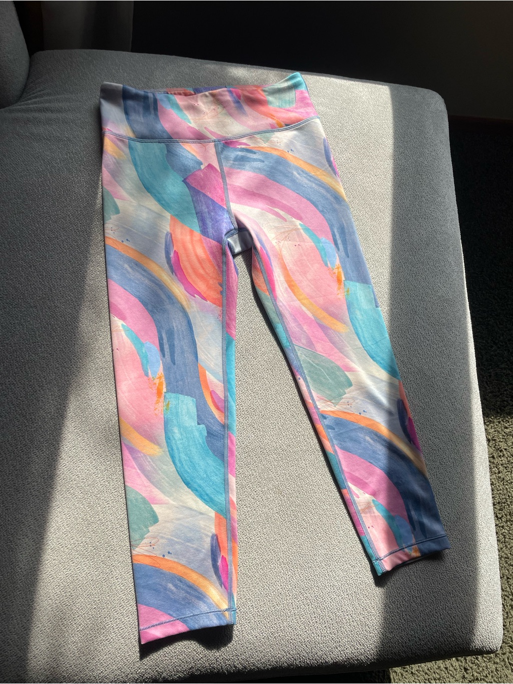 Athleta Girls Abstract Wave Leggings  Pink Blue Teal Purple